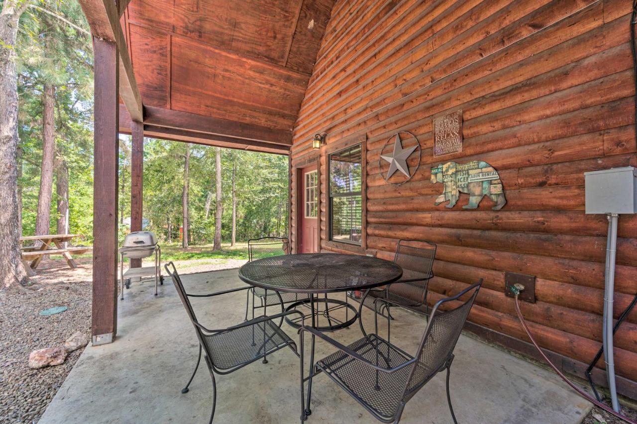 Cabin With Hot Tub And Games, 4 Mi To Beavers Bend! Broken Bow Eksteriør bilde